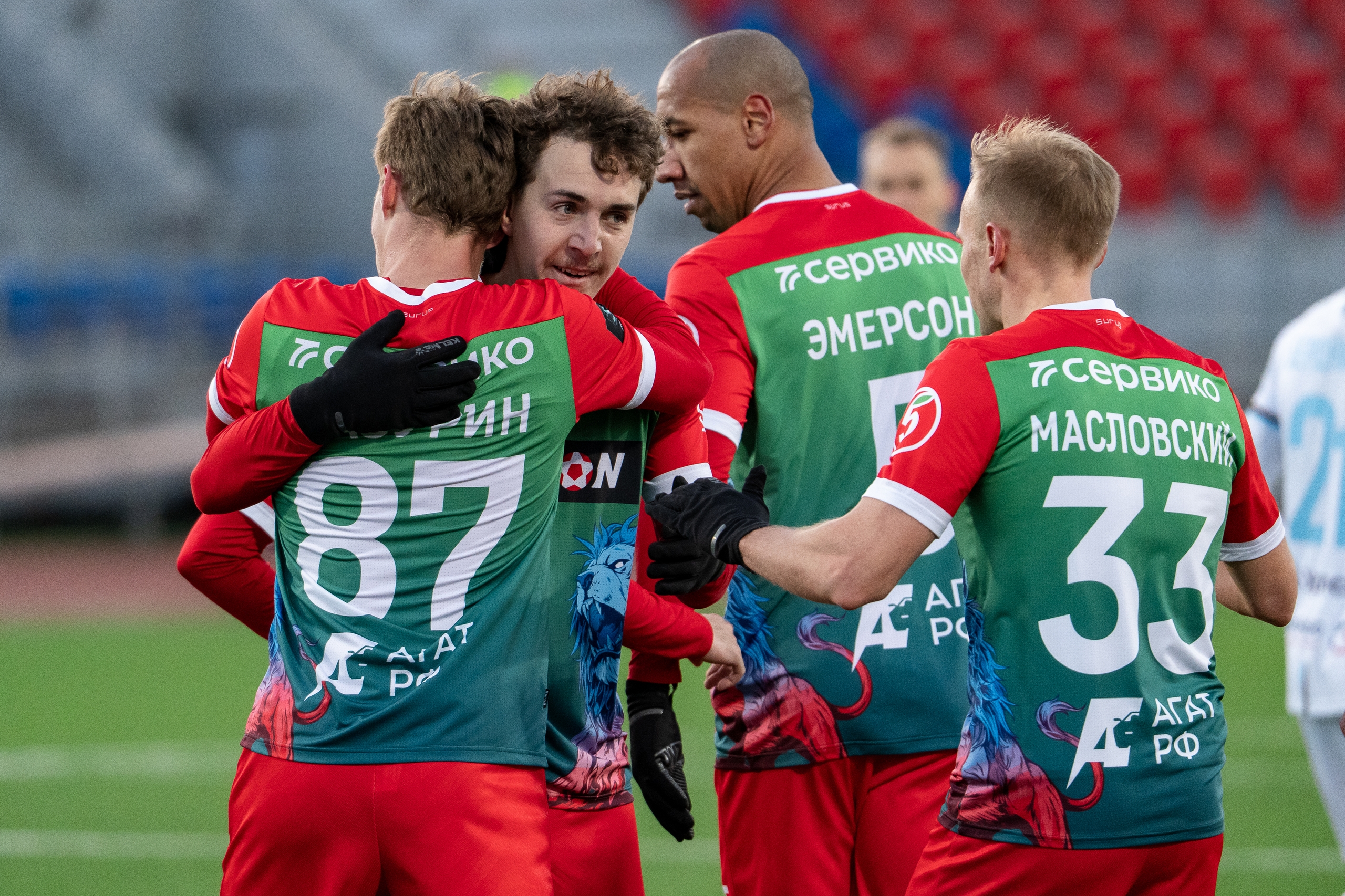 «Енисей» разгромил «Челябинск»